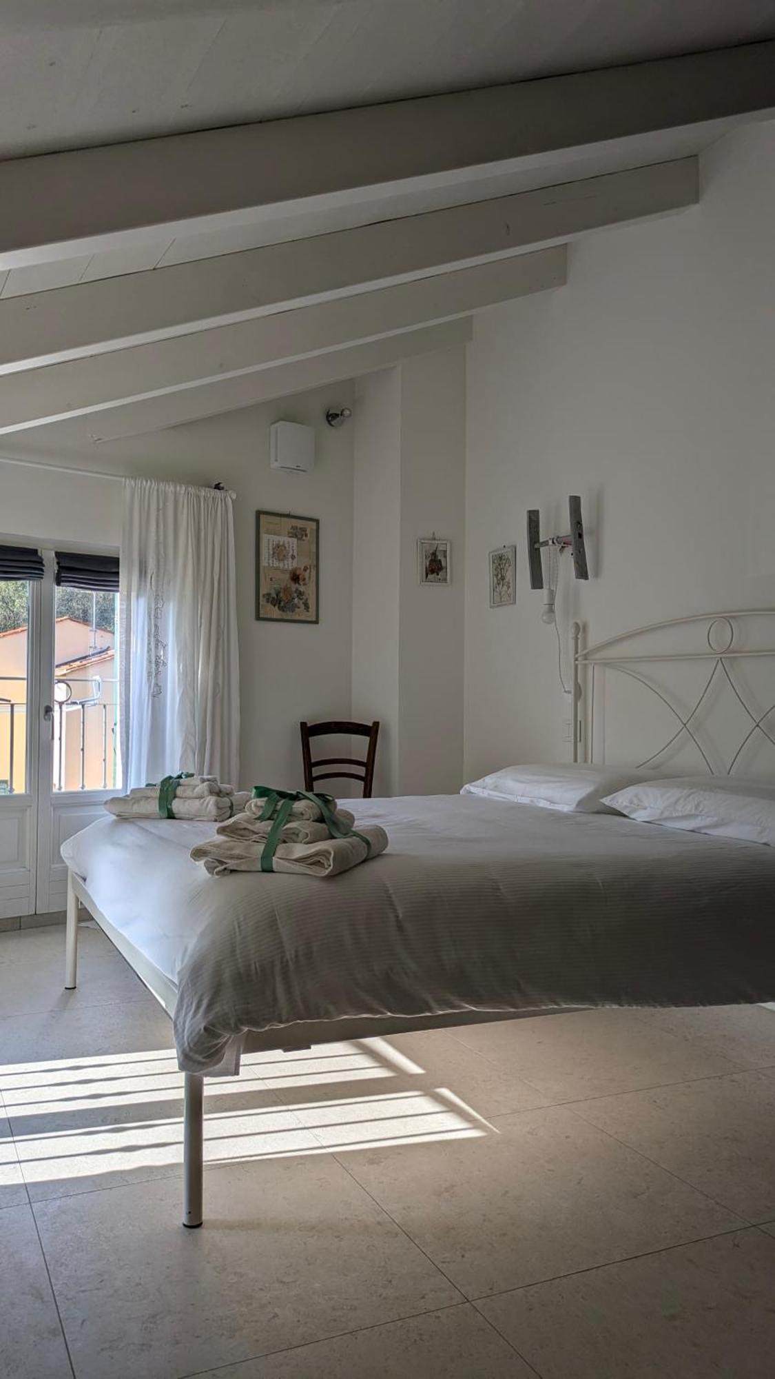 Casa Viola Bed And Breakfast Dimora Di Campagna Calice Ligure Εξωτερικό φωτογραφία